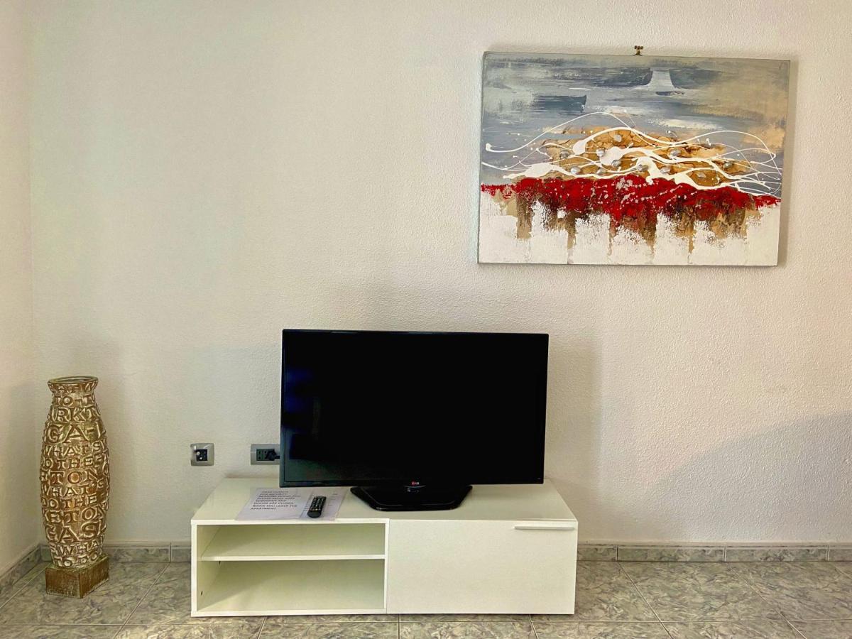 Victoria Court Modern 1 Bed Apartment Los Cristianos  Zewnętrze zdjęcie